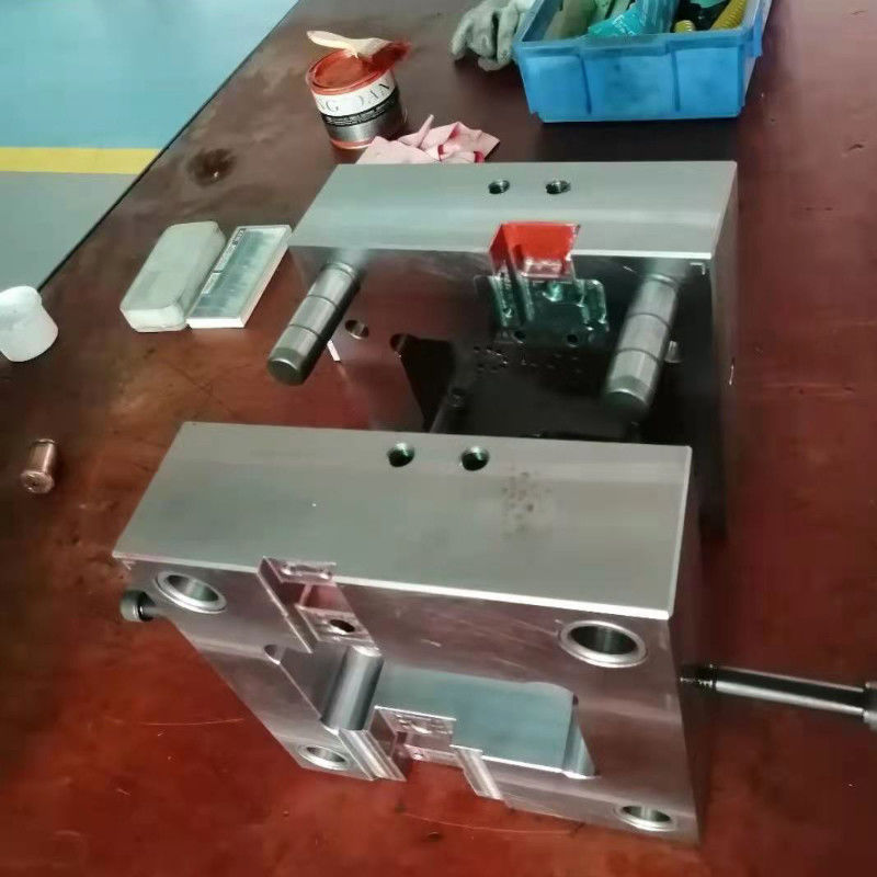 Il ODM struttura la lavorazione con utensili di plastica di superficie dello stampaggio ad iniezione delle parti 718H