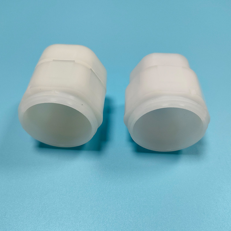 Componenti di plastica esagonali 48-60HRC di processo su ordinazione dello stampaggio ad iniezione