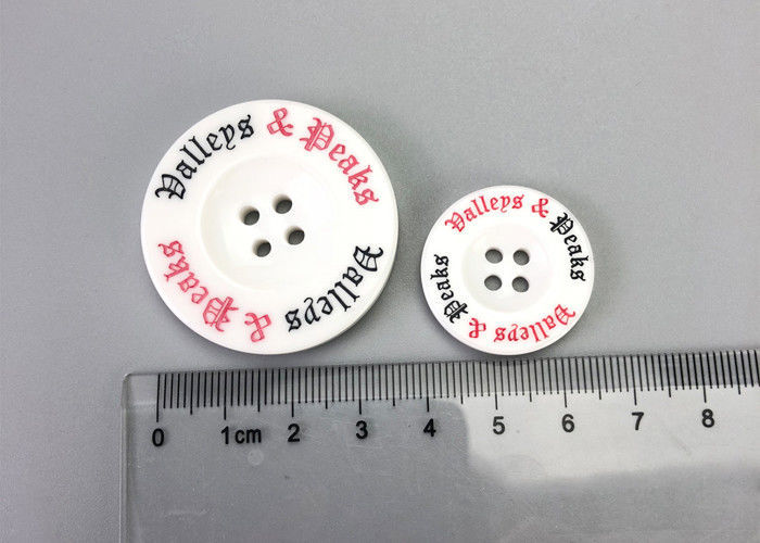 Stampaggio ad iniezione di plastica dei bottoni di nylon 14MM di 8MM